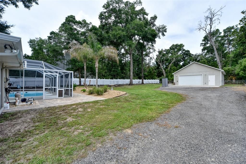 For Sale: $450,000 (3 beds, 2 baths, 2224 Square Feet)