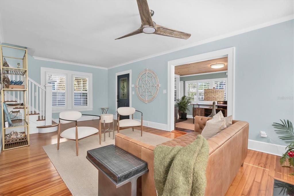 For Sale: $1,475,000 (4 beds, 3 baths, 1960 Square Feet)