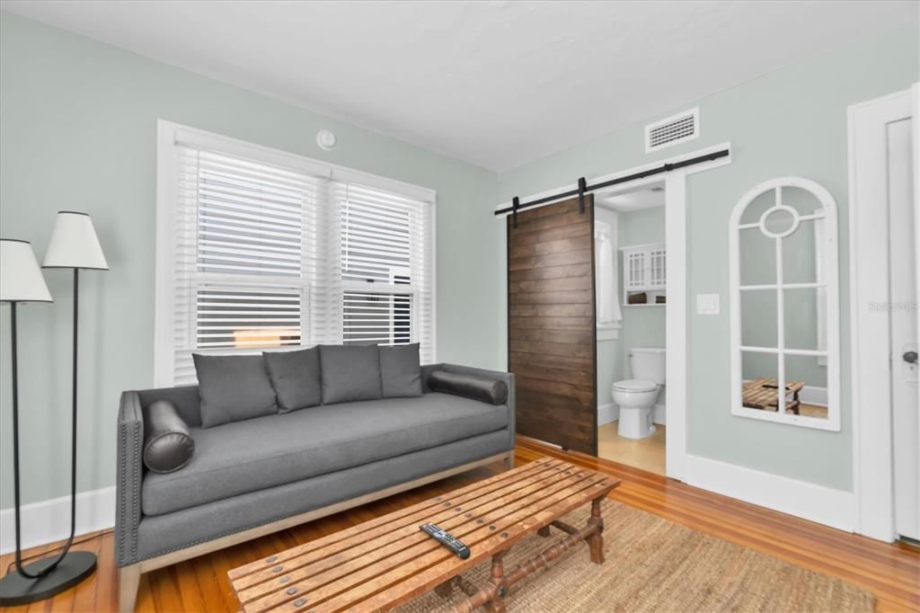 For Sale: $1,475,000 (4 beds, 3 baths, 1960 Square Feet)