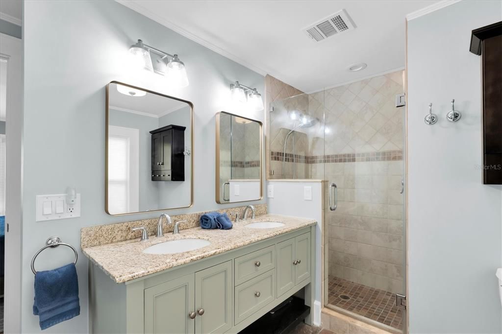 For Sale: $1,475,000 (4 beds, 3 baths, 1960 Square Feet)