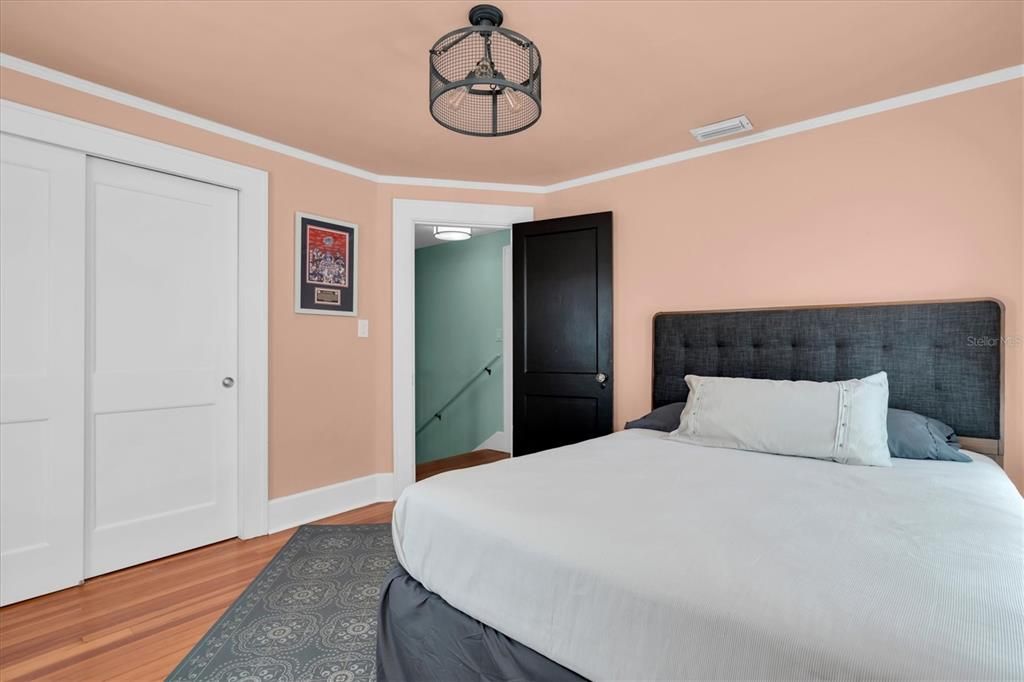 For Sale: $1,475,000 (4 beds, 3 baths, 1960 Square Feet)