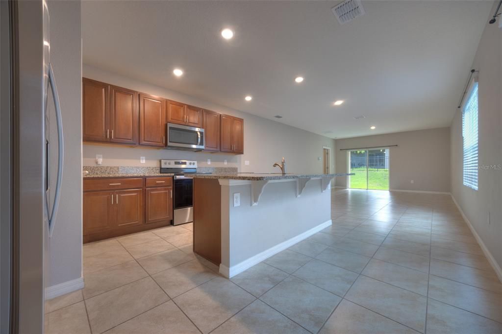 For Sale: $315,000 (3 beds, 2 baths, 1666 Square Feet)