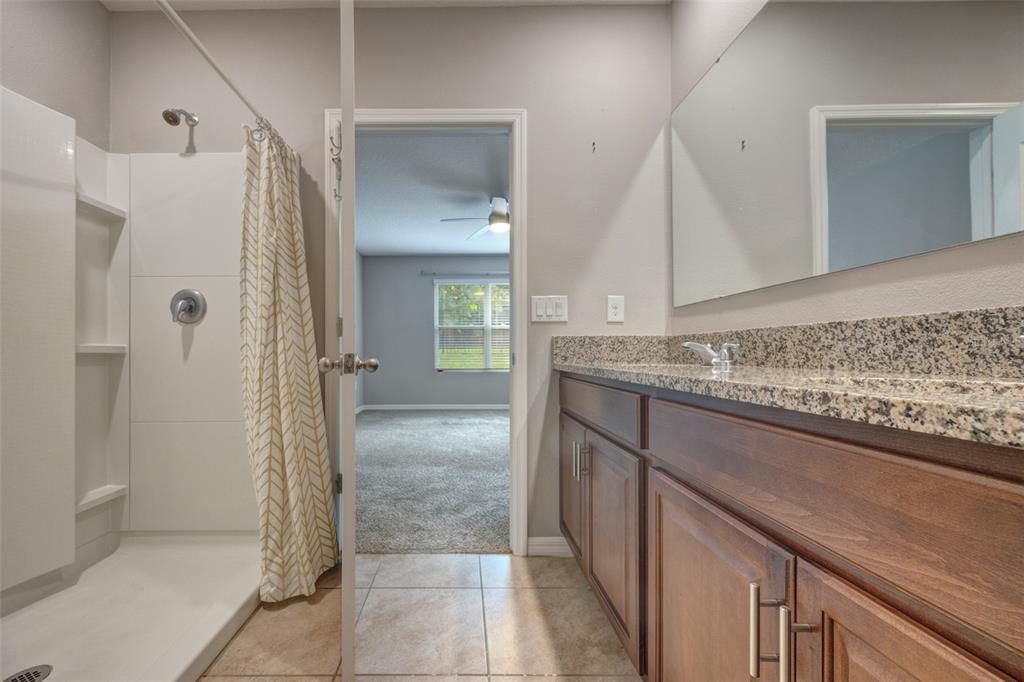 For Sale: $315,000 (3 beds, 2 baths, 1666 Square Feet)
