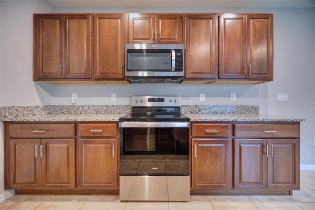 For Sale: $315,000 (3 beds, 2 baths, 1666 Square Feet)