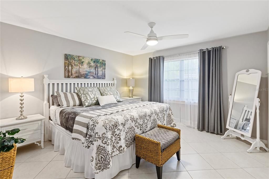 For Sale: $669,000 (4 beds, 2 baths, 2318 Square Feet)