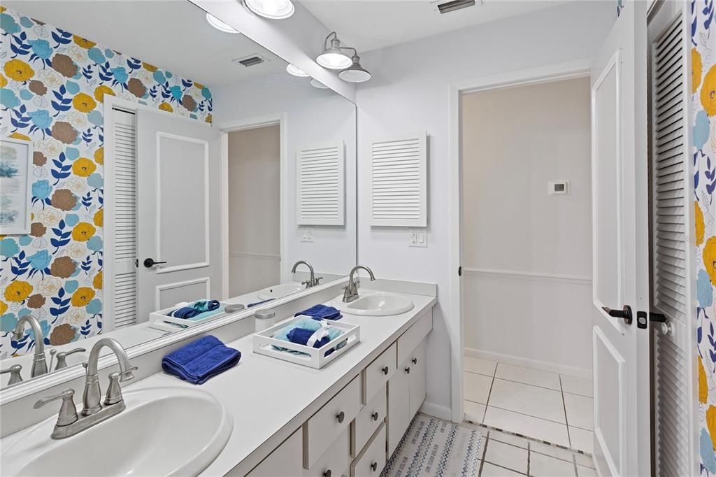 For Sale: $669,000 (4 beds, 2 baths, 2318 Square Feet)