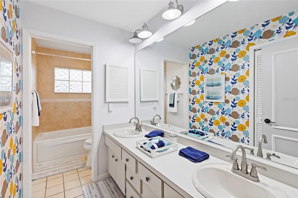 For Sale: $669,000 (4 beds, 2 baths, 2318 Square Feet)