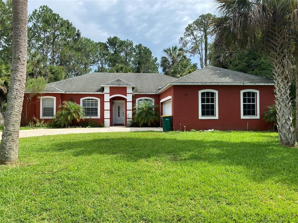 For Rent: $2,325 (4 beds, 2 baths, 1856 Square Feet)