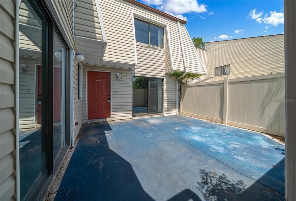 For Sale: $170,000 (2 beds, 1 baths, 1256 Square Feet)