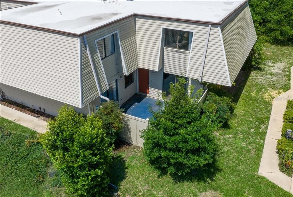 For Sale: $170,000 (2 beds, 1 baths, 1256 Square Feet)
