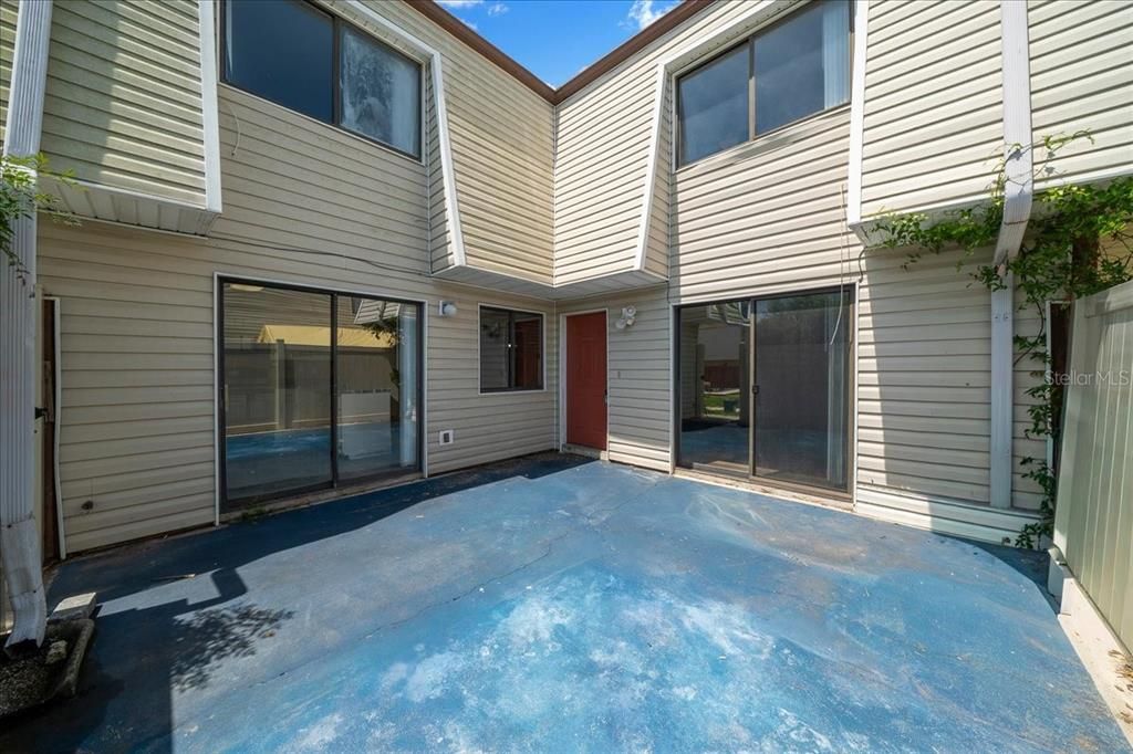 For Sale: $170,000 (2 beds, 1 baths, 1256 Square Feet)