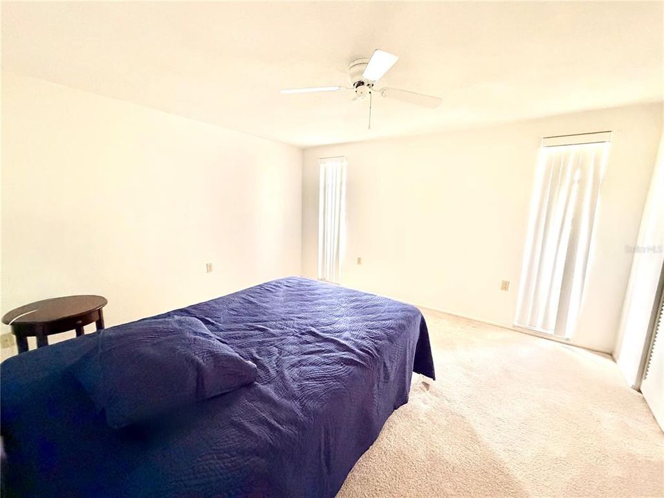 For Sale: $259,900 (2 beds, 2 baths, 1365 Square Feet)