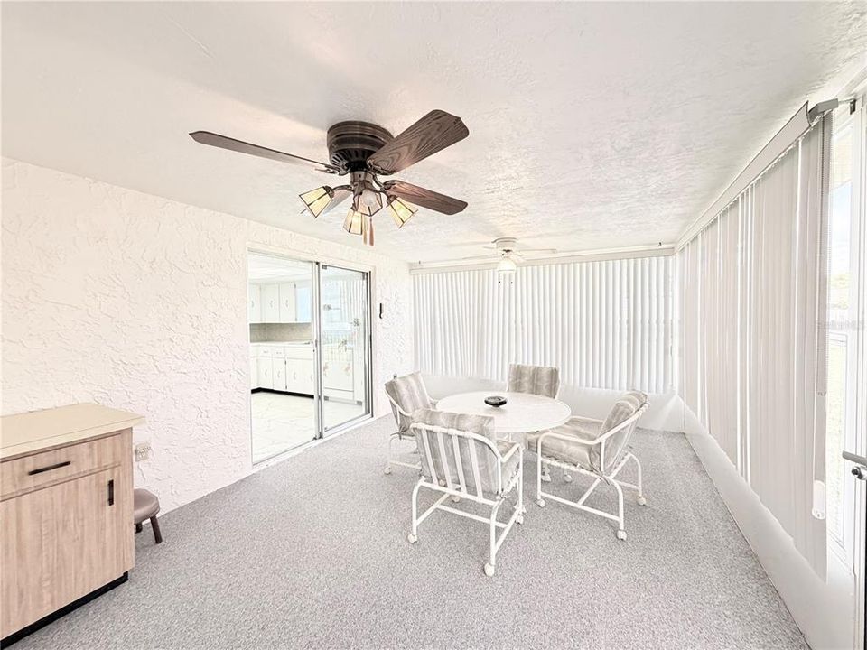 For Sale: $259,900 (2 beds, 2 baths, 1365 Square Feet)