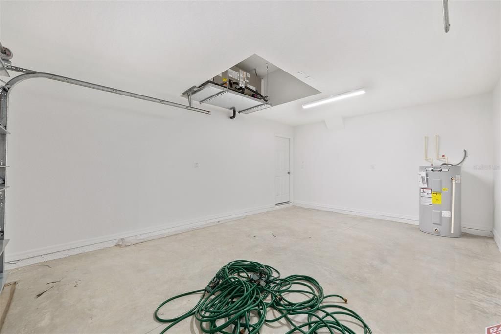 For Sale: $238,000 (3 beds, 2 baths, 1091 Square Feet)