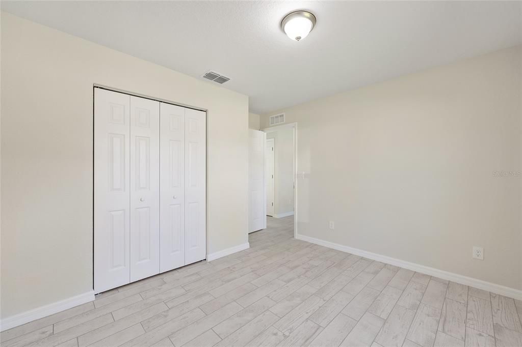 For Sale: $238,000 (3 beds, 2 baths, 1091 Square Feet)