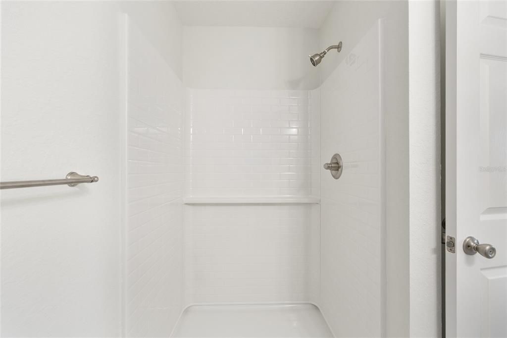 For Sale: $238,000 (3 beds, 2 baths, 1091 Square Feet)