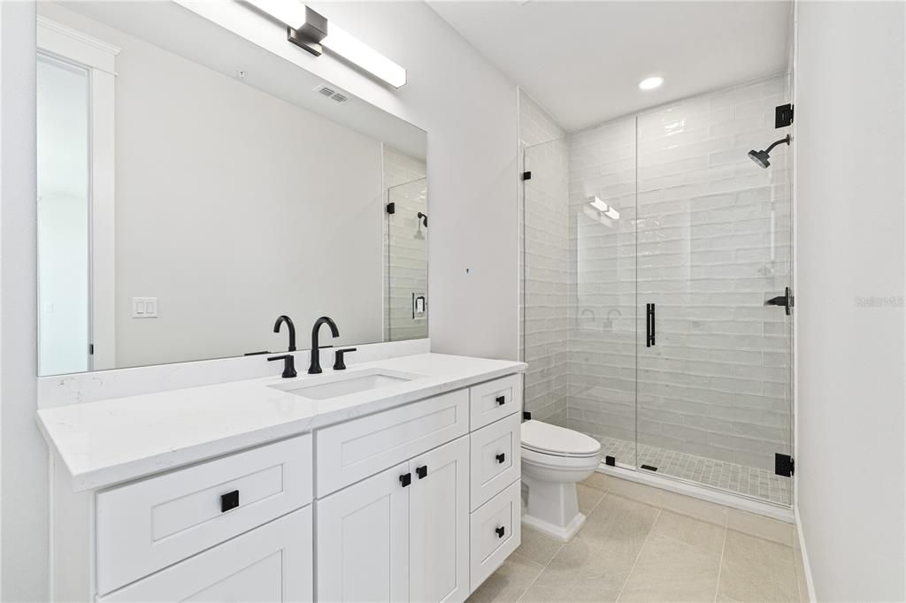 For Sale: $900,000 (2 beds, 3 baths, 2457 Square Feet)