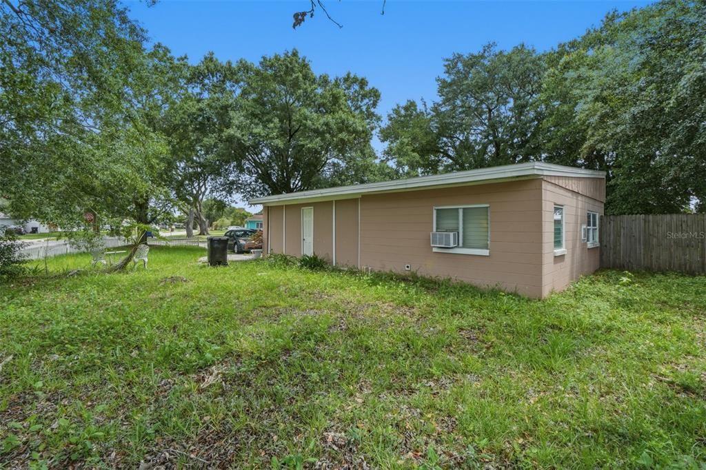 For Sale: $290,000 (4 beds, 1 baths, 1680 Square Feet)