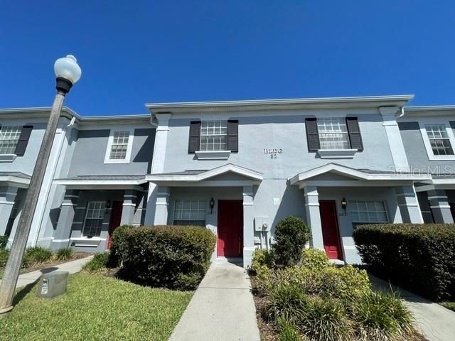 For Rent: $1,795 (2 beds, 3 baths, 1071 Square Feet)