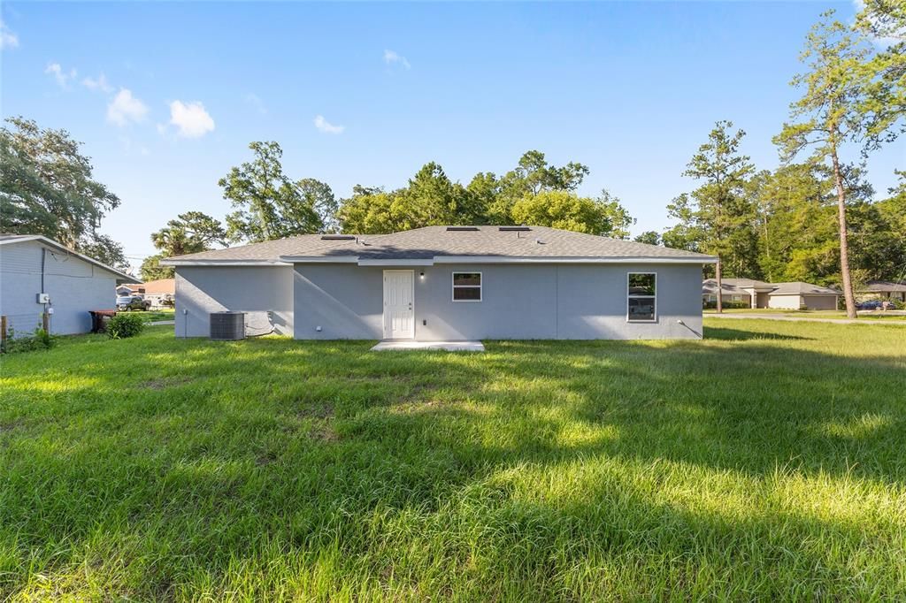 For Sale: $238,000 (3 beds, 2 baths, 1091 Square Feet)