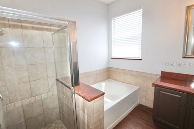 For Rent: $2,395 (3 beds, 2 baths, 1350 Square Feet)