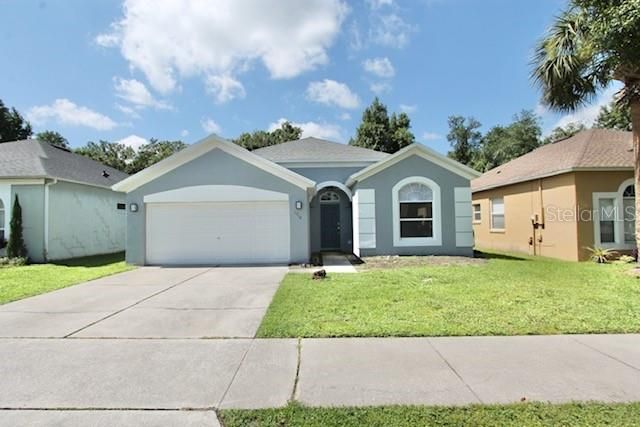 For Rent: $2,395 (3 beds, 2 baths, 1350 Square Feet)