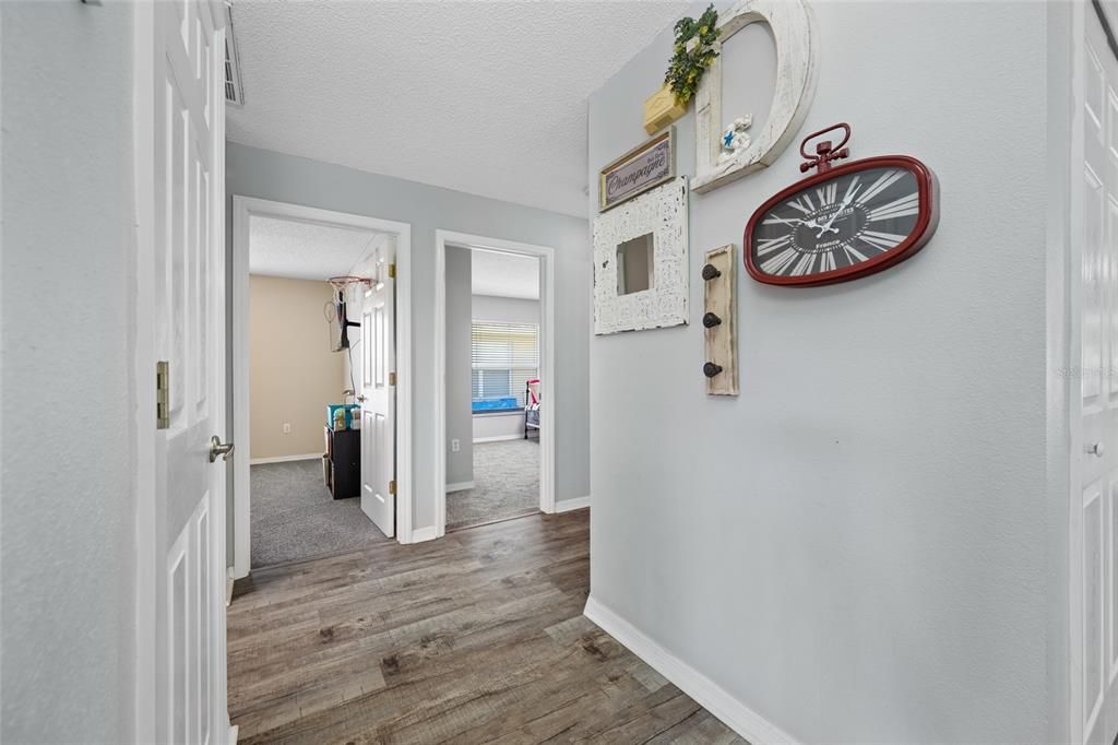 For Sale: $414,900 (3 beds, 2 baths, 1895 Square Feet)
