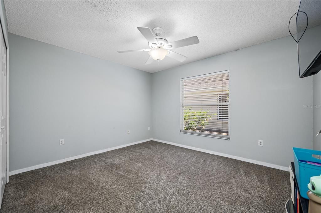 For Sale: $414,900 (3 beds, 2 baths, 1895 Square Feet)