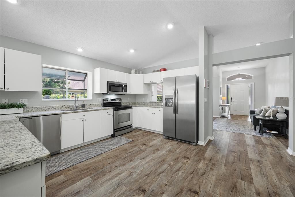 For Sale: $414,900 (3 beds, 2 baths, 1895 Square Feet)