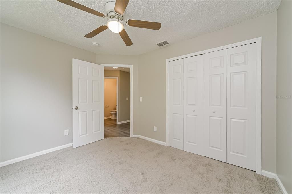 For Sale: $279,000 (3 beds, 2 baths, 1451 Square Feet)