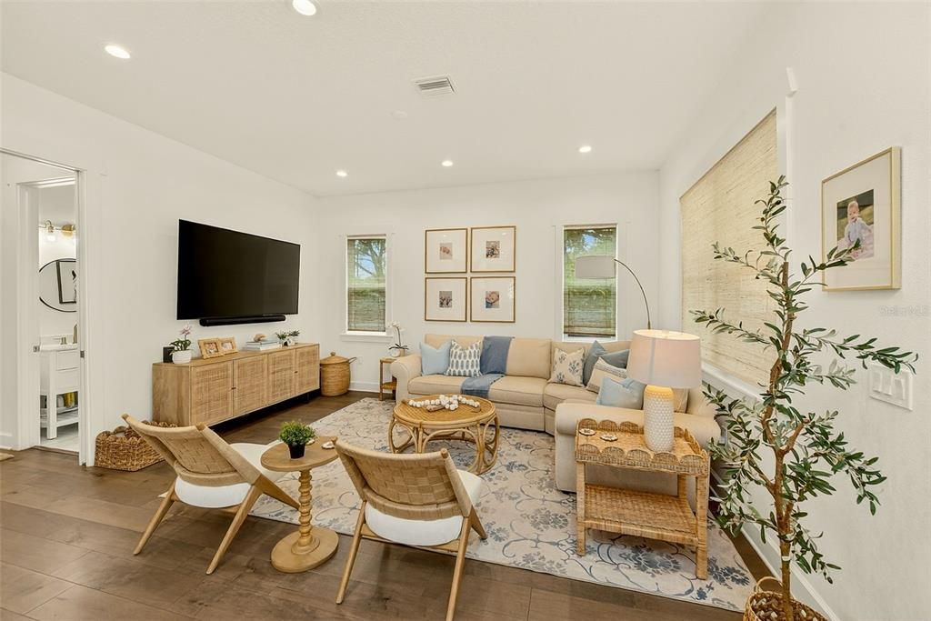 For Sale: $1,000,000 (5 beds, 3 baths, 2906 Square Feet)