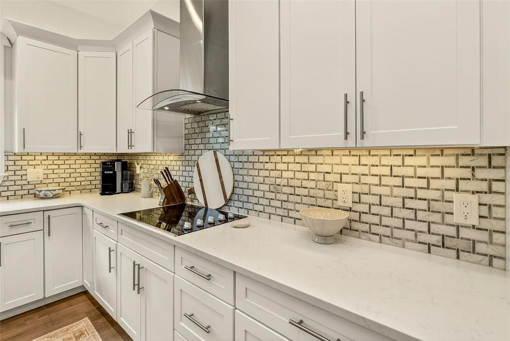 For Sale: $1,000,000 (5 beds, 3 baths, 2906 Square Feet)
