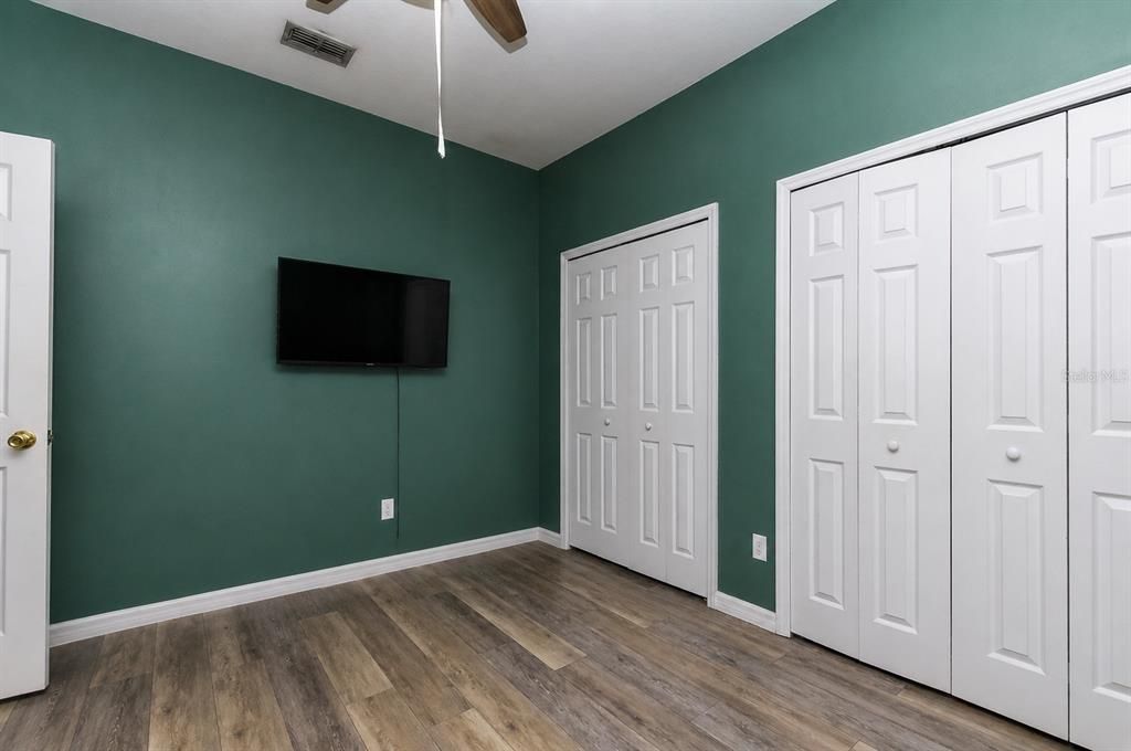 For Sale: $329,000 (3 beds, 2 baths, 1950 Square Feet)