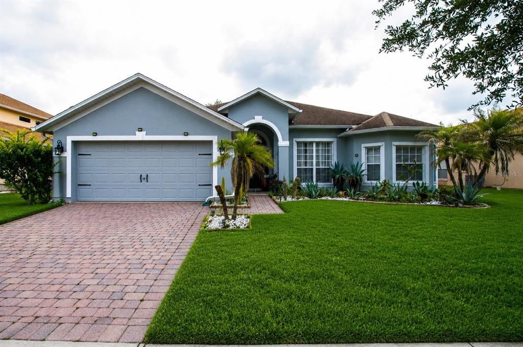 For Sale: $329,000 (3 beds, 2 baths, 1950 Square Feet)