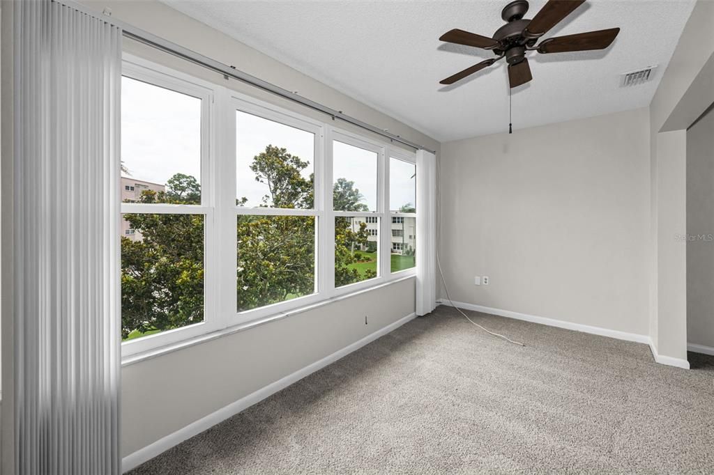 For Sale: $119,900 (2 beds, 2 baths, 1245 Square Feet)