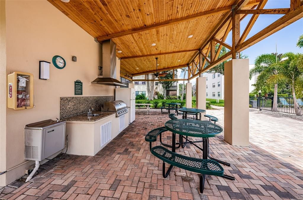 For Sale: $119,900 (2 beds, 2 baths, 1245 Square Feet)