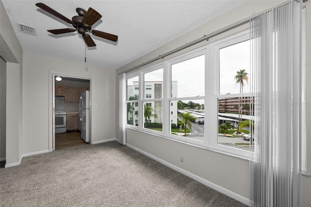 For Sale: $119,900 (2 beds, 2 baths, 1245 Square Feet)