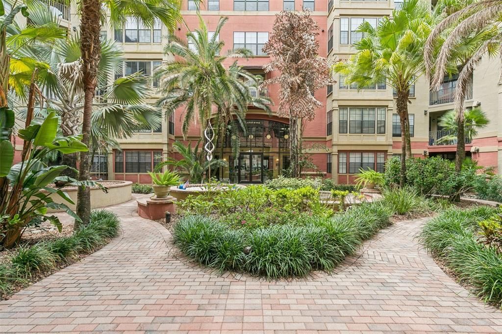 Activo con contrato: $145,000 (1 camas, 1 baños, 642 Pies cuadrados)