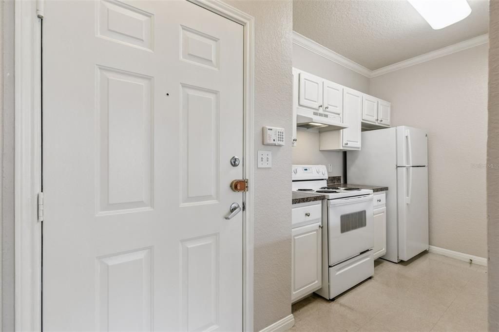 Activo con contrato: $145,000 (1 camas, 1 baños, 642 Pies cuadrados)