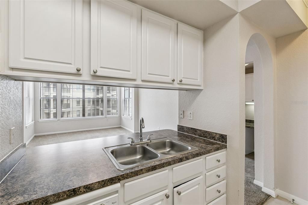 Activo con contrato: $145,000 (1 camas, 1 baños, 642 Pies cuadrados)
