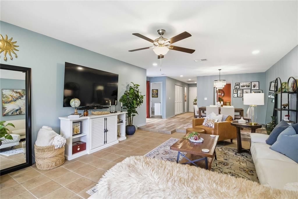 For Rent: $2,495 (2 beds, 2 baths, 1505 Square Feet)