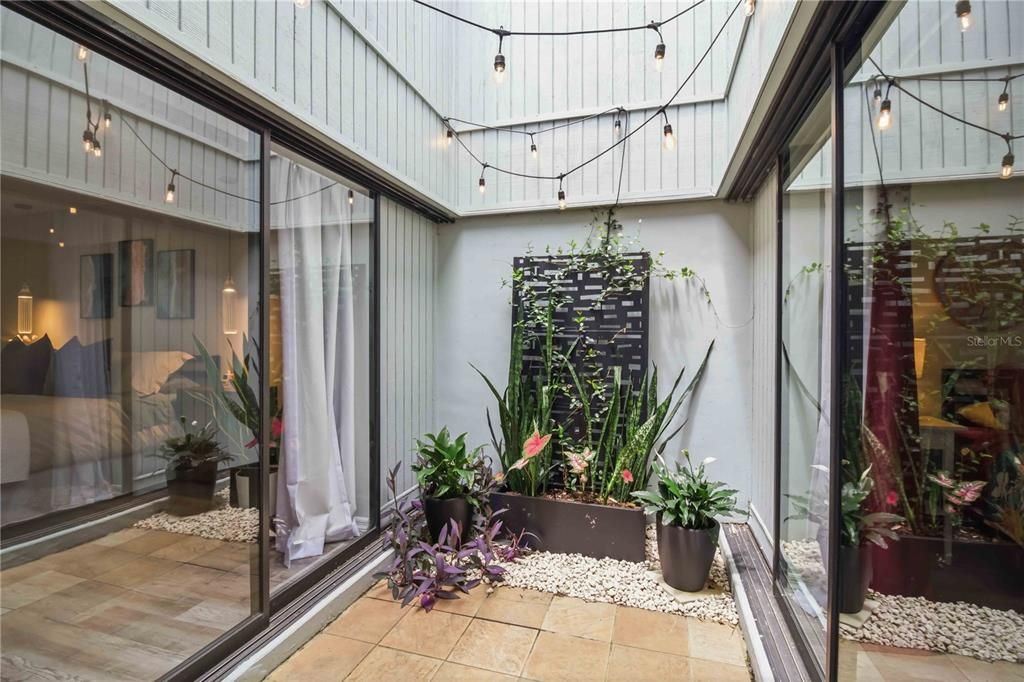 For Rent: $2,495 (2 beds, 2 baths, 1505 Square Feet)