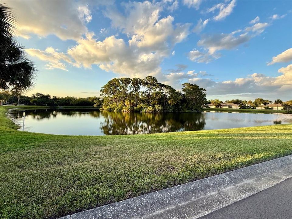 For Rent: $2,495 (2 beds, 2 baths, 1505 Square Feet)