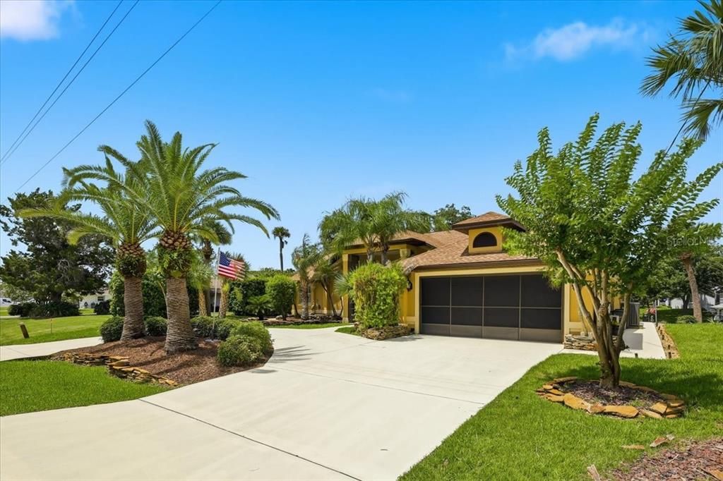 For Sale: $1,150,000 (4 beds, 2 baths, 2317 Square Feet)