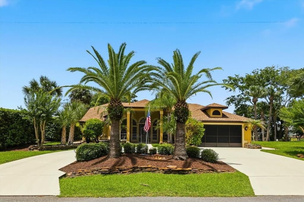 For Sale: $1,150,000 (4 beds, 2 baths, 2317 Square Feet)