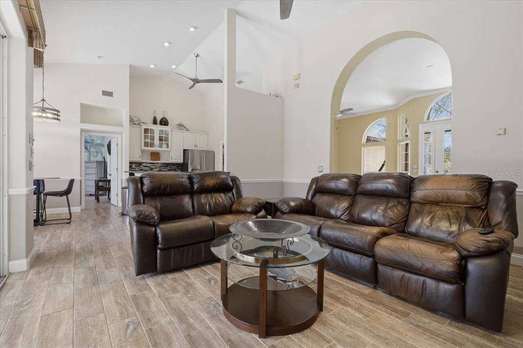 For Sale: $1,150,000 (4 beds, 2 baths, 2317 Square Feet)