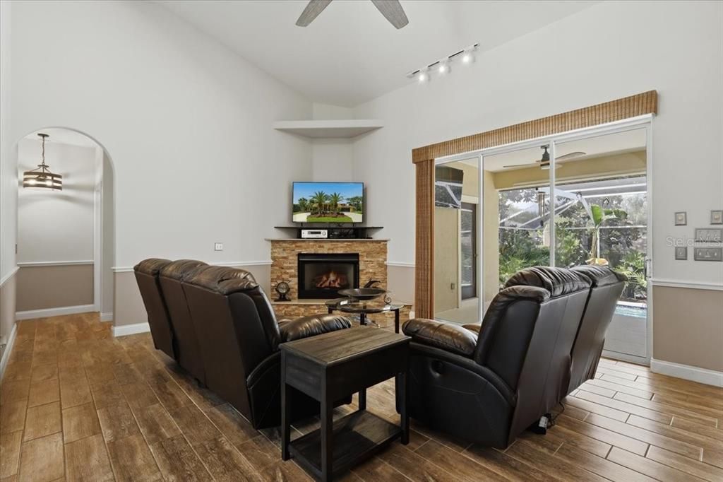For Sale: $1,150,000 (4 beds, 2 baths, 2317 Square Feet)