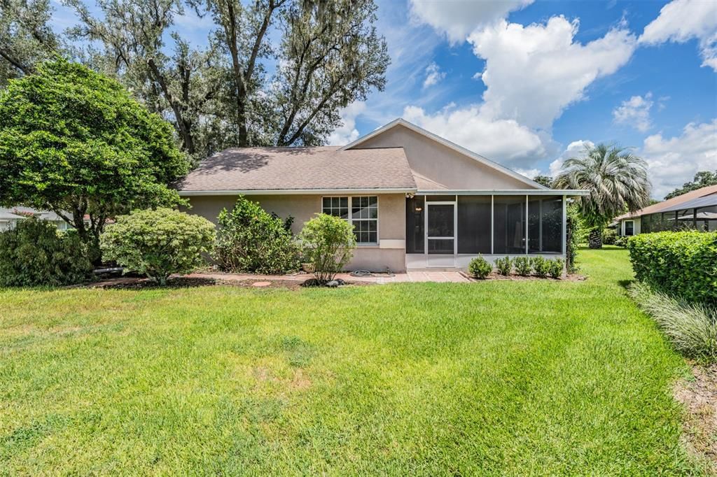 For Sale: $335,000 (3 beds, 2 baths, 1749 Square Feet)