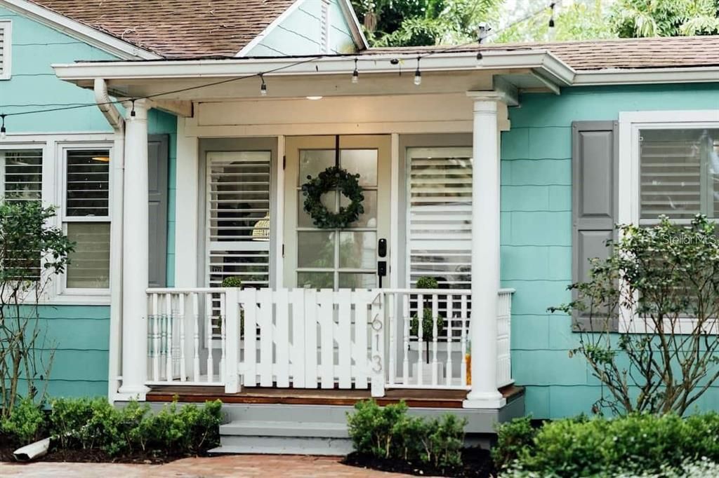 For Rent: $4,800 (3 beds, 2 baths, 1201 Square Feet)