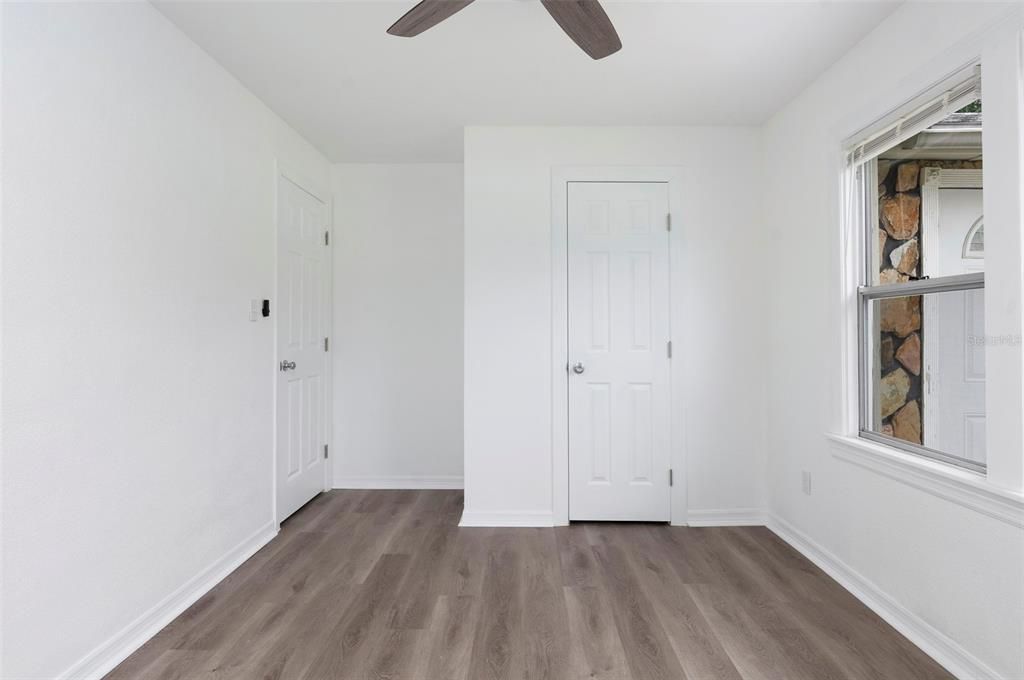 For Rent: $1,850 (2 beds, 1 baths, 816 Square Feet)